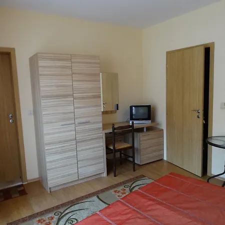 Guest house Red
